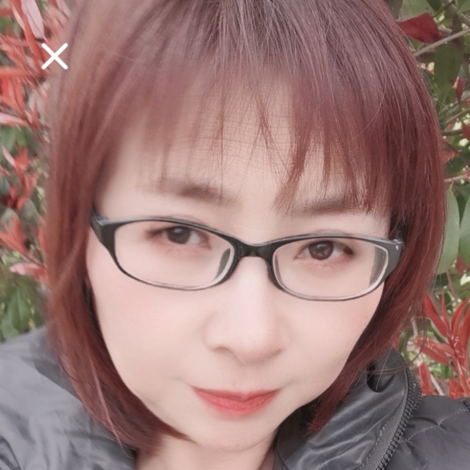 鱼激动玫瑰的照片