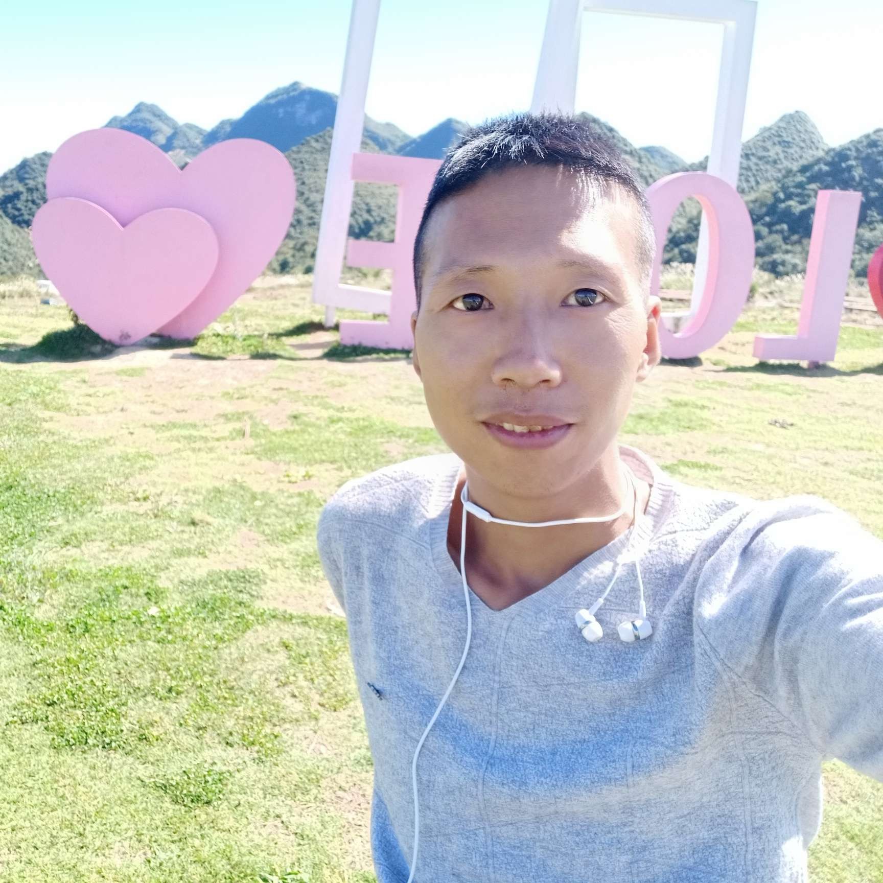 傻傻泪了小蜜蜂的照片