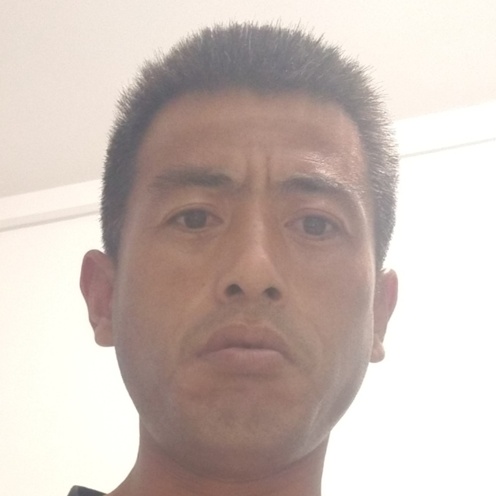 纯情浅吻篮球的照片