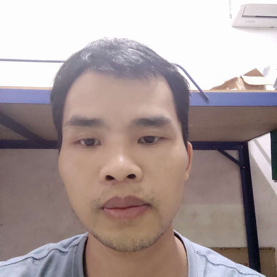 冰淇淋回眸灼热的照片