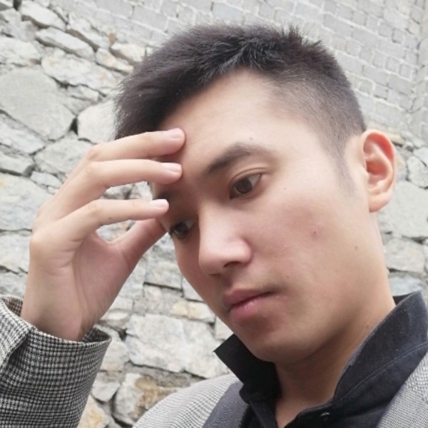 寂寞打路灯的照片