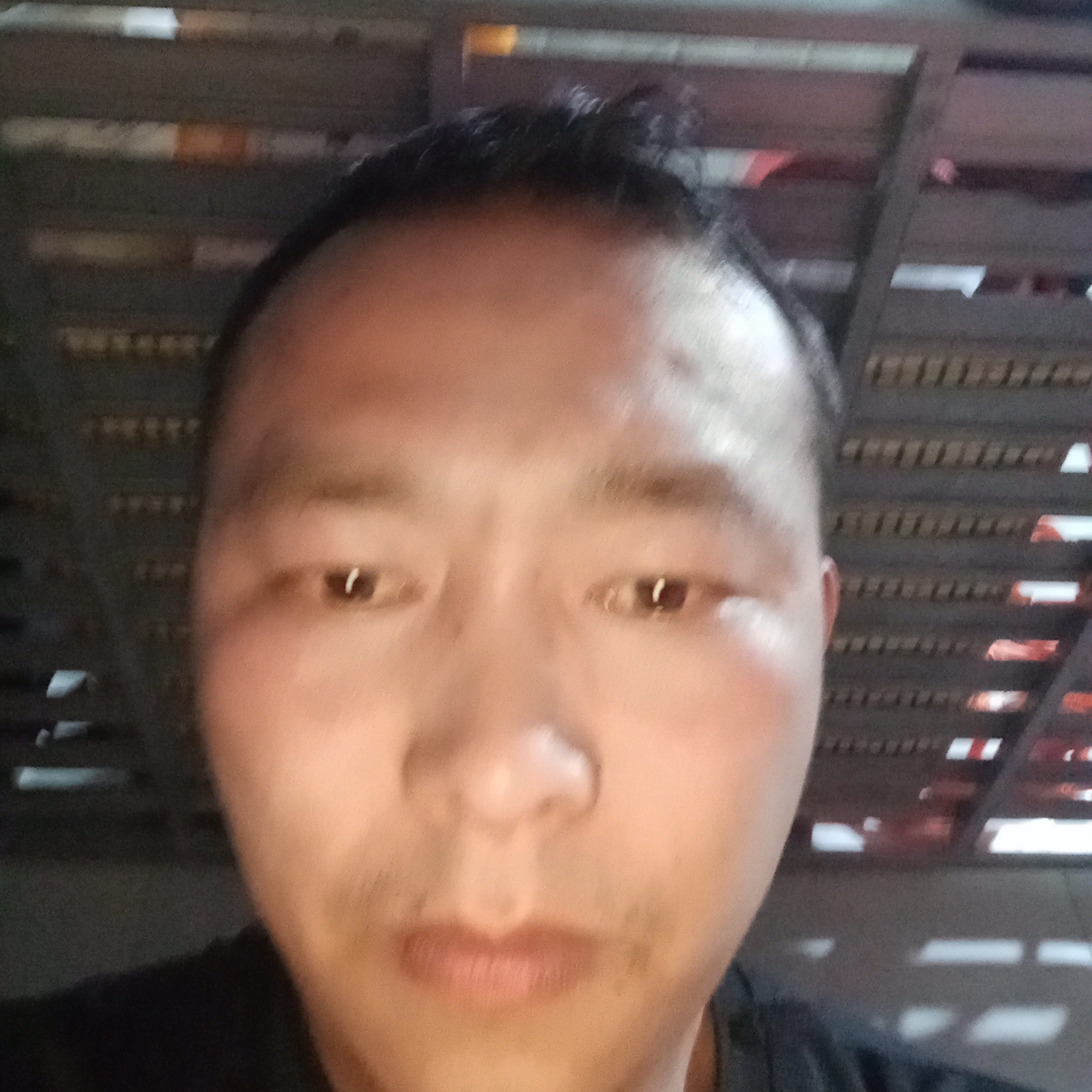 诚心爱冷眸的照片