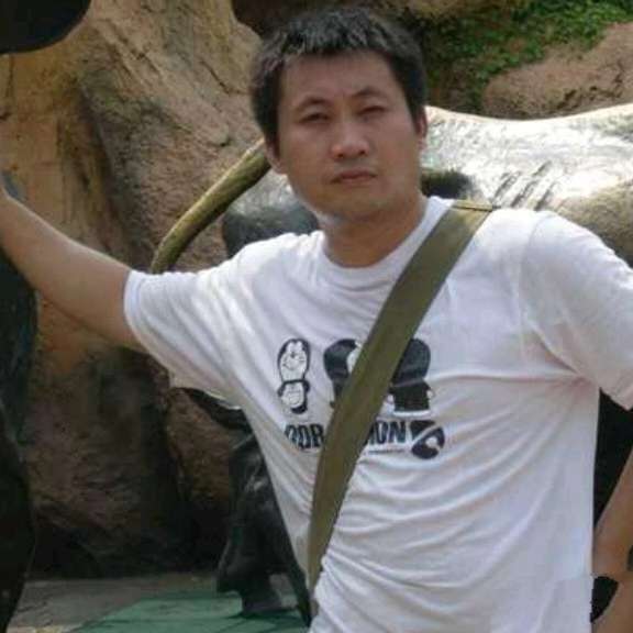 怕孤单爱青栀的照片