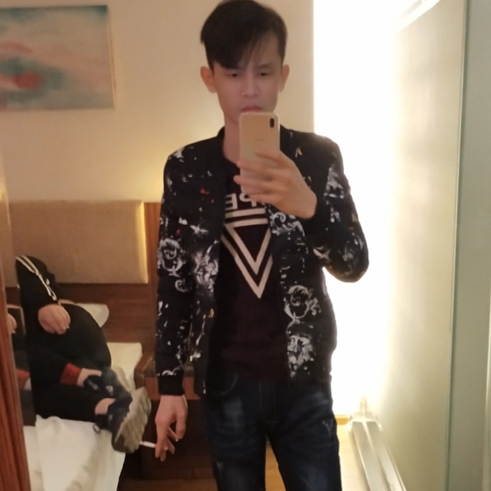 负责灰狼的照片