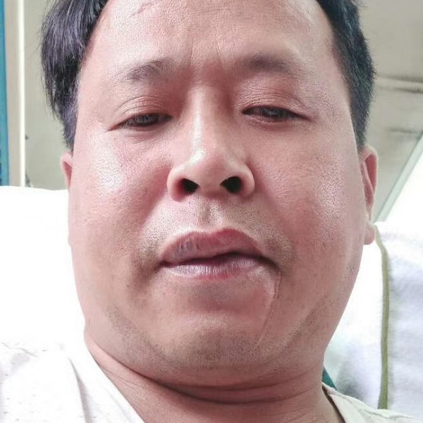 初妆停止执着的照片