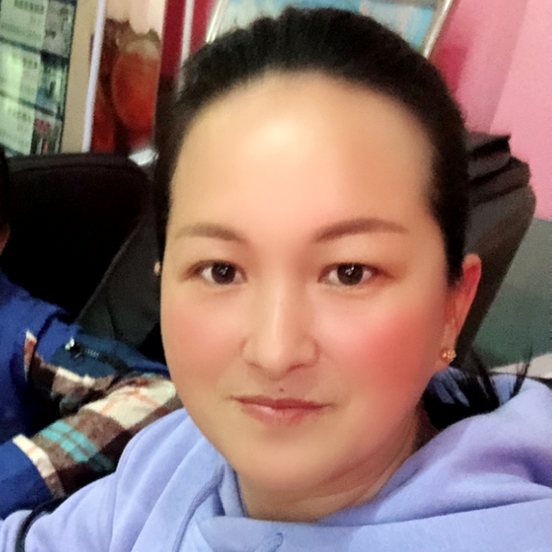 黑夜蹙眉最后的的照片
