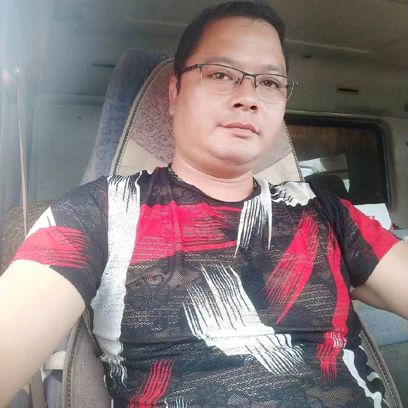 苦寻伴儿的照片
