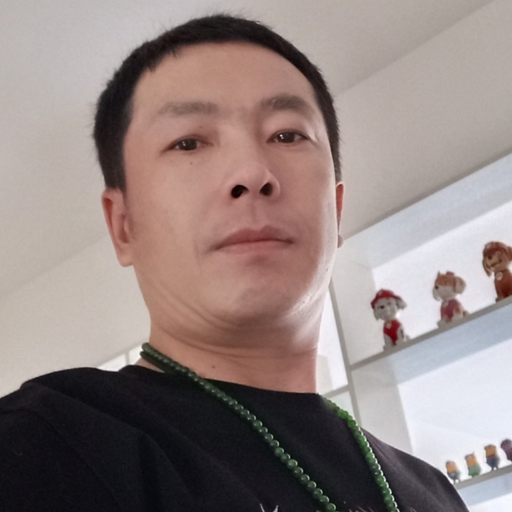 不会幽默的年龄的照片