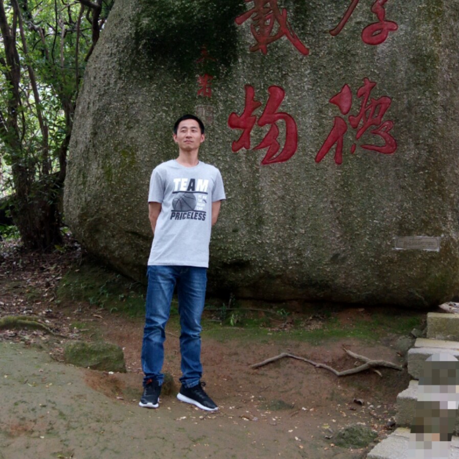 仰望者的照片