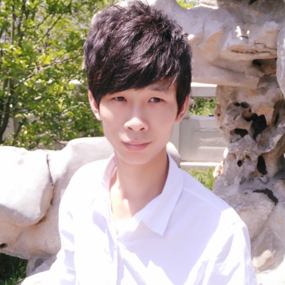 冷月凝眸乐观的照片