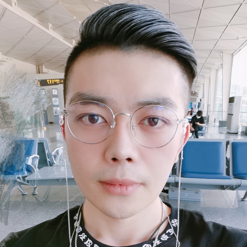 九贝勒爷丶的照片