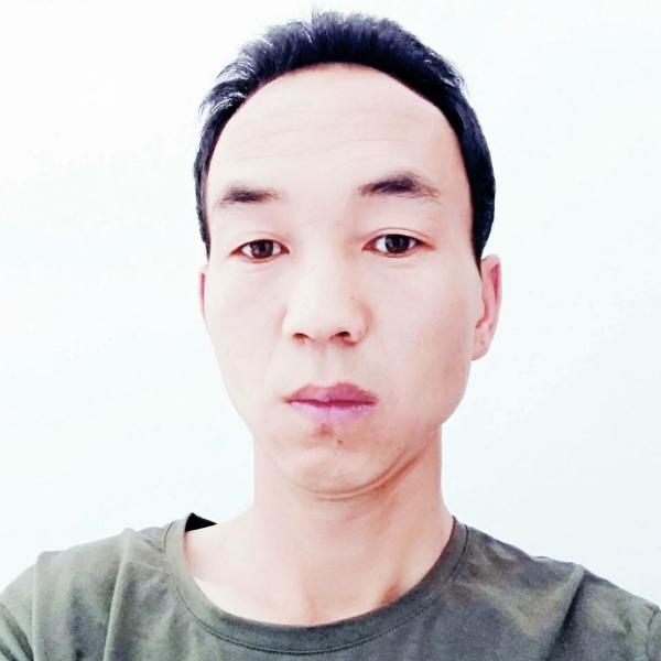 戒指多情的照片