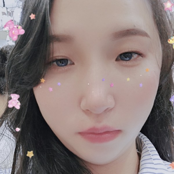 黑米踢有魅力的照片