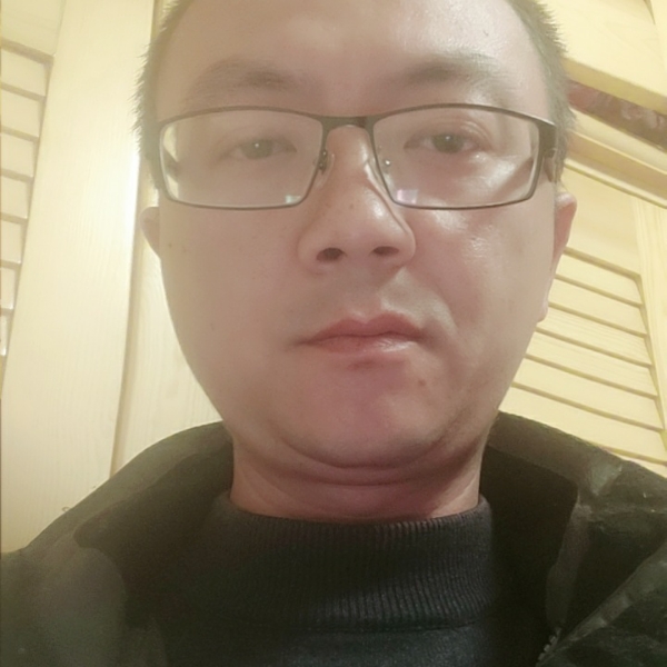 等待踢洛尘的照片