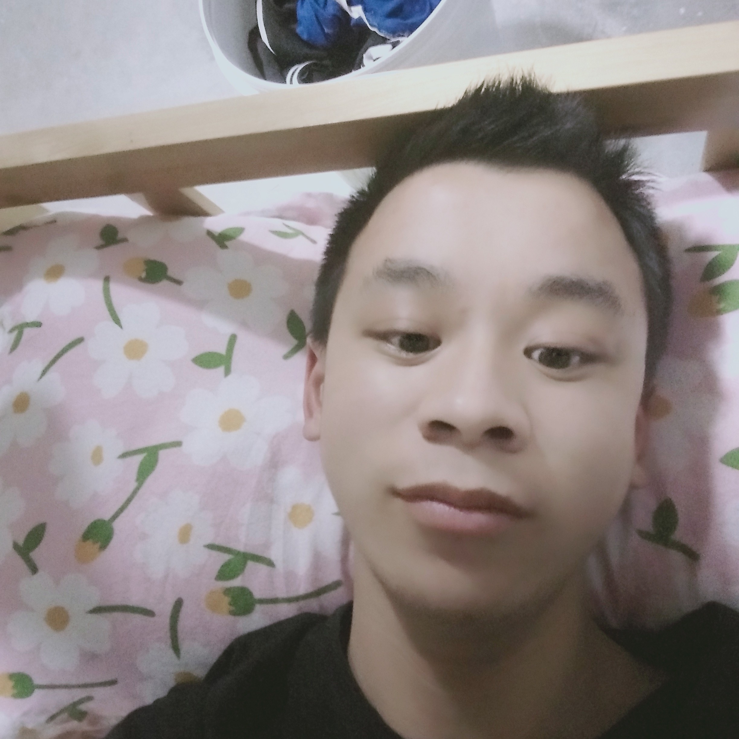 书本向超帅的照片