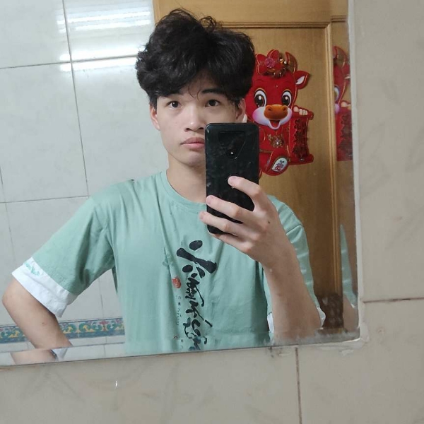 大神等于迷离的照片