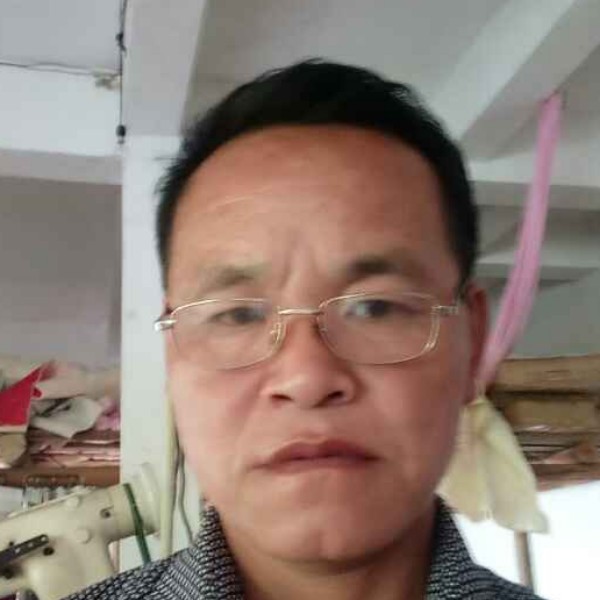 青鑫的照片