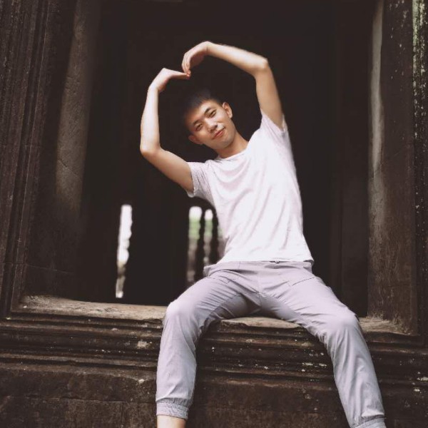 喝醉酒的雷锋的照片