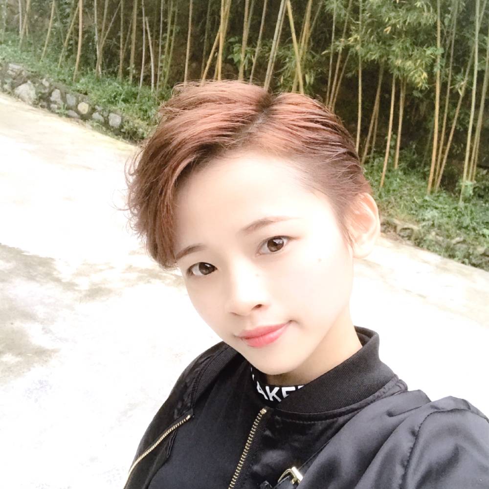 小蠻腰的照片