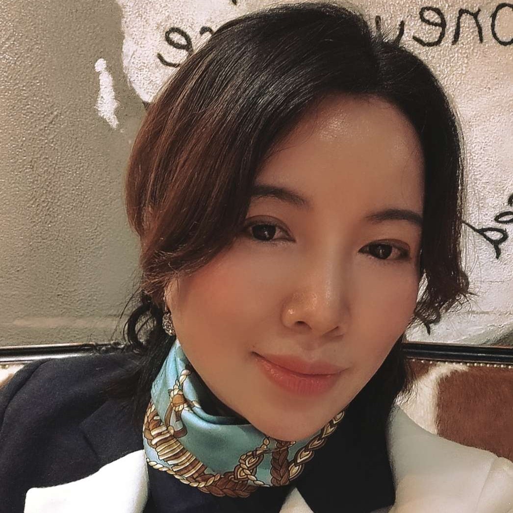 艾婵的照片