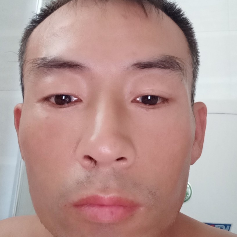 天寂泪了坦率的照片