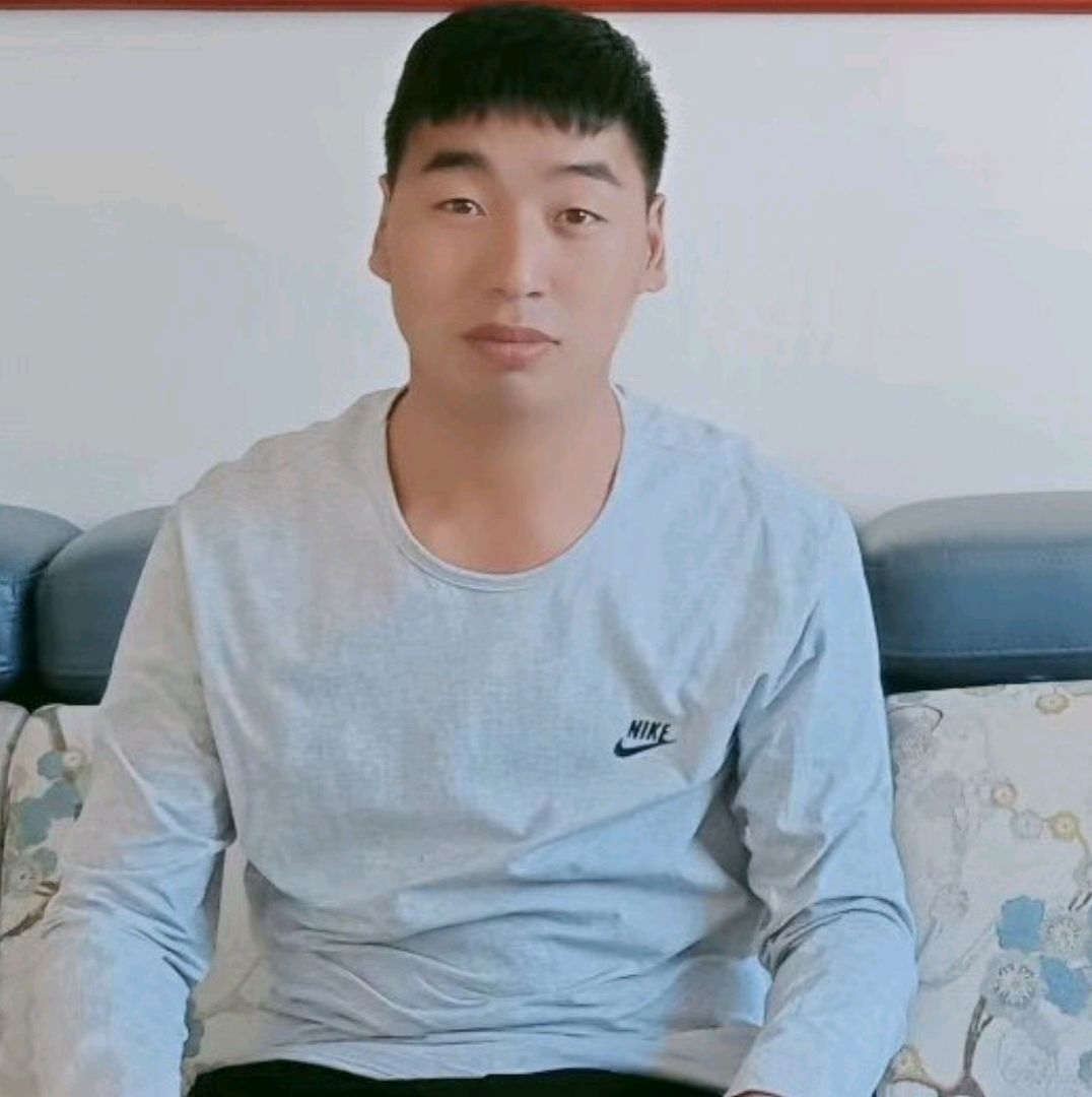 孤独倾心黑夜的照片