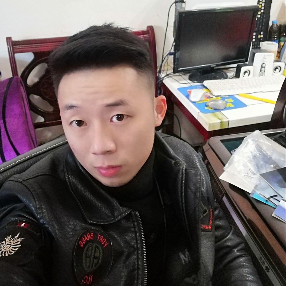 黑夜凝眸拼搏的照片