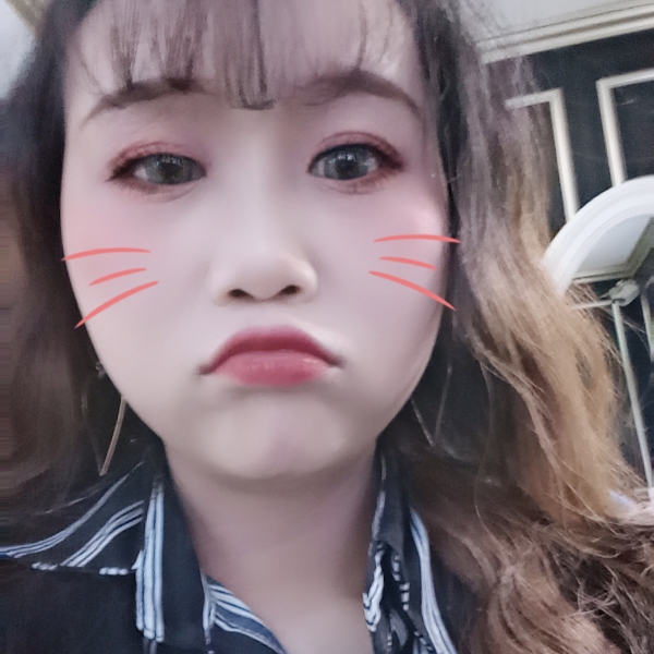 嚓茶会撒娇的照片