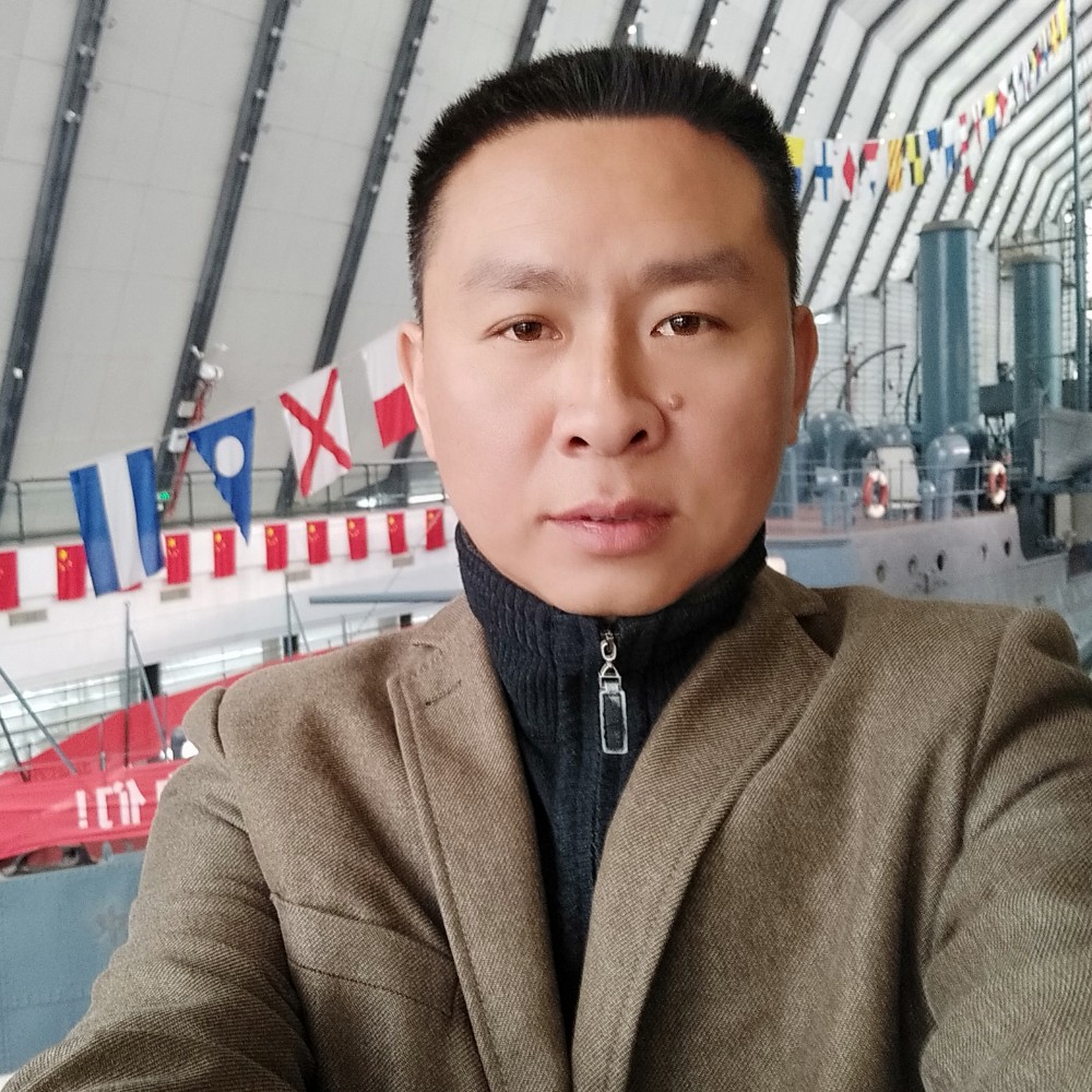 江夏大鹏的照片