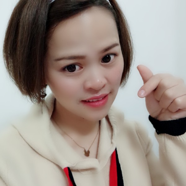妩媚萝莉的照片