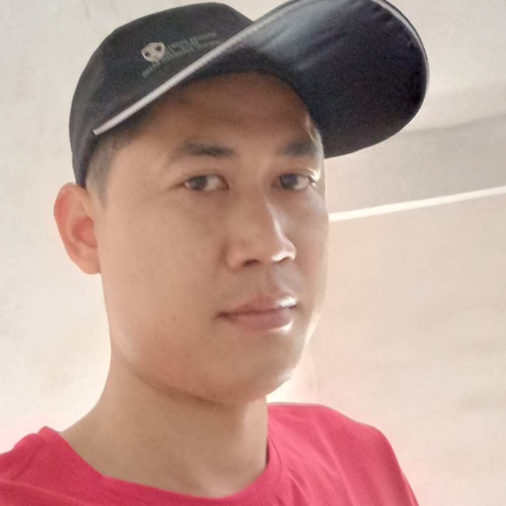 光亮倾心黑夜的照片