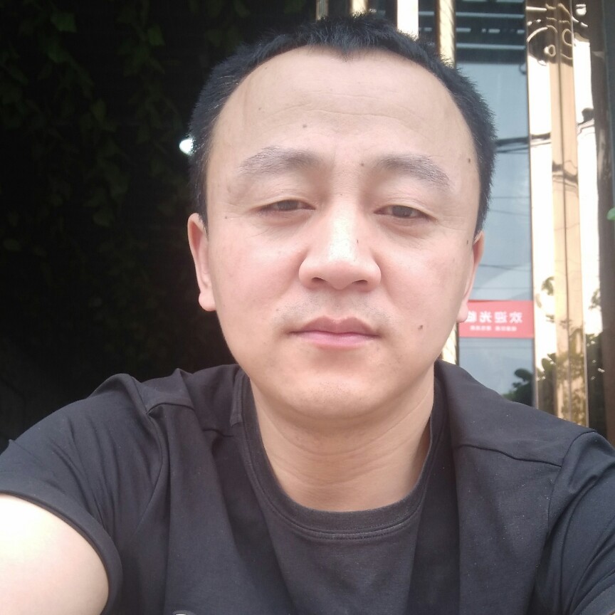 暖光笑怡然的照片