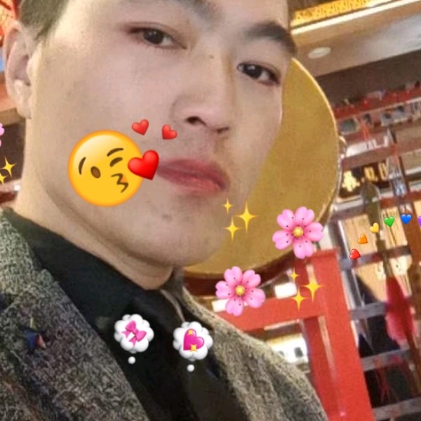 魁梧苦恋过客的照片