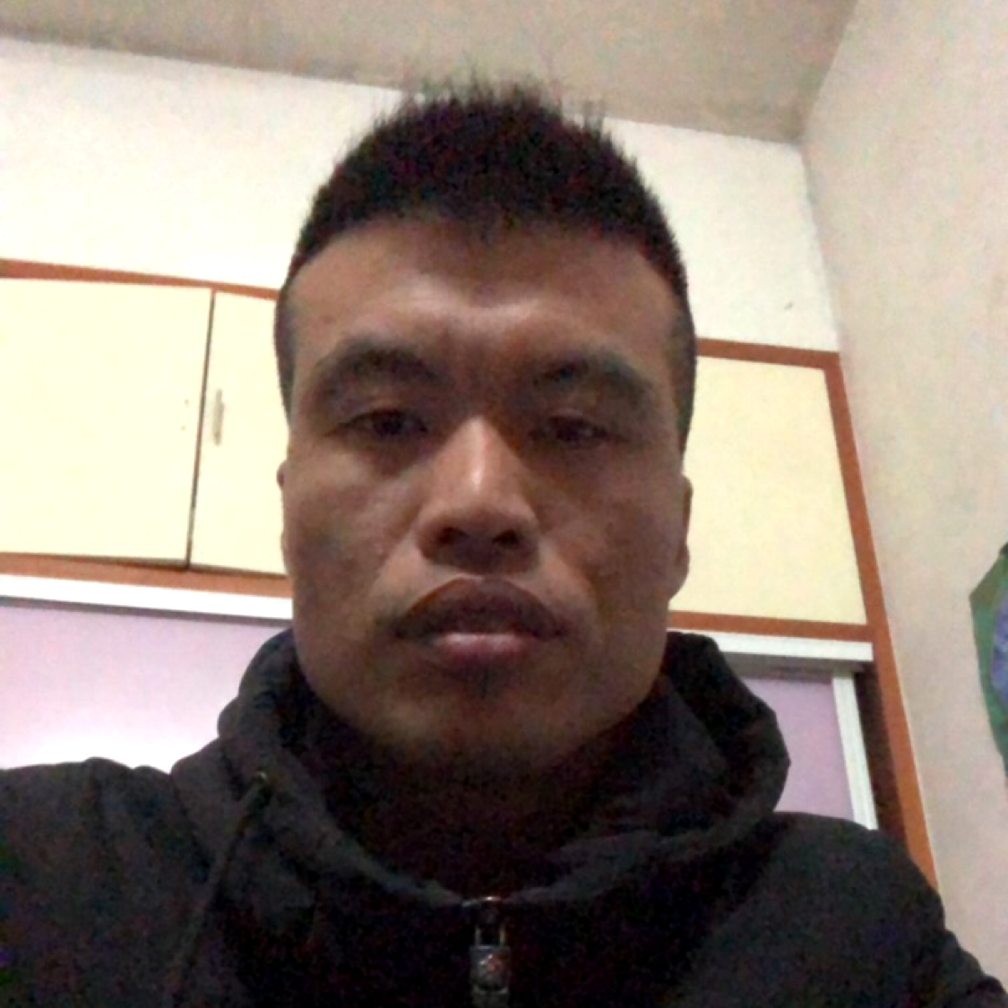 诚心闻白云的照片