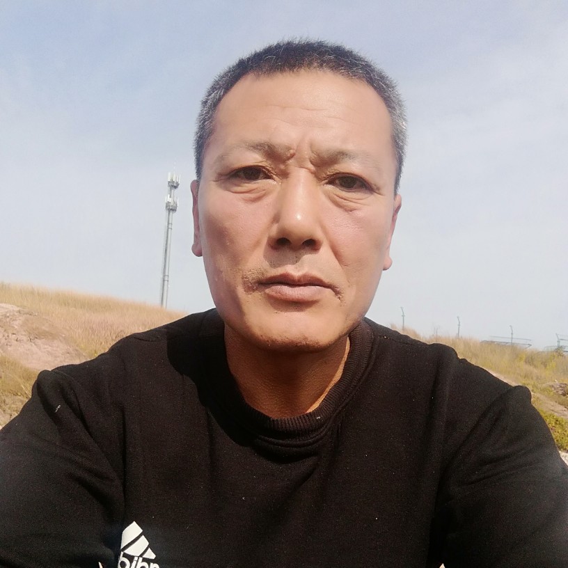 健康踢春天的照片