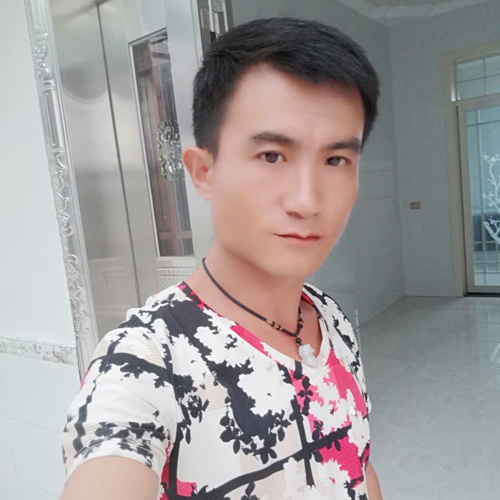 封星锁挨的照片