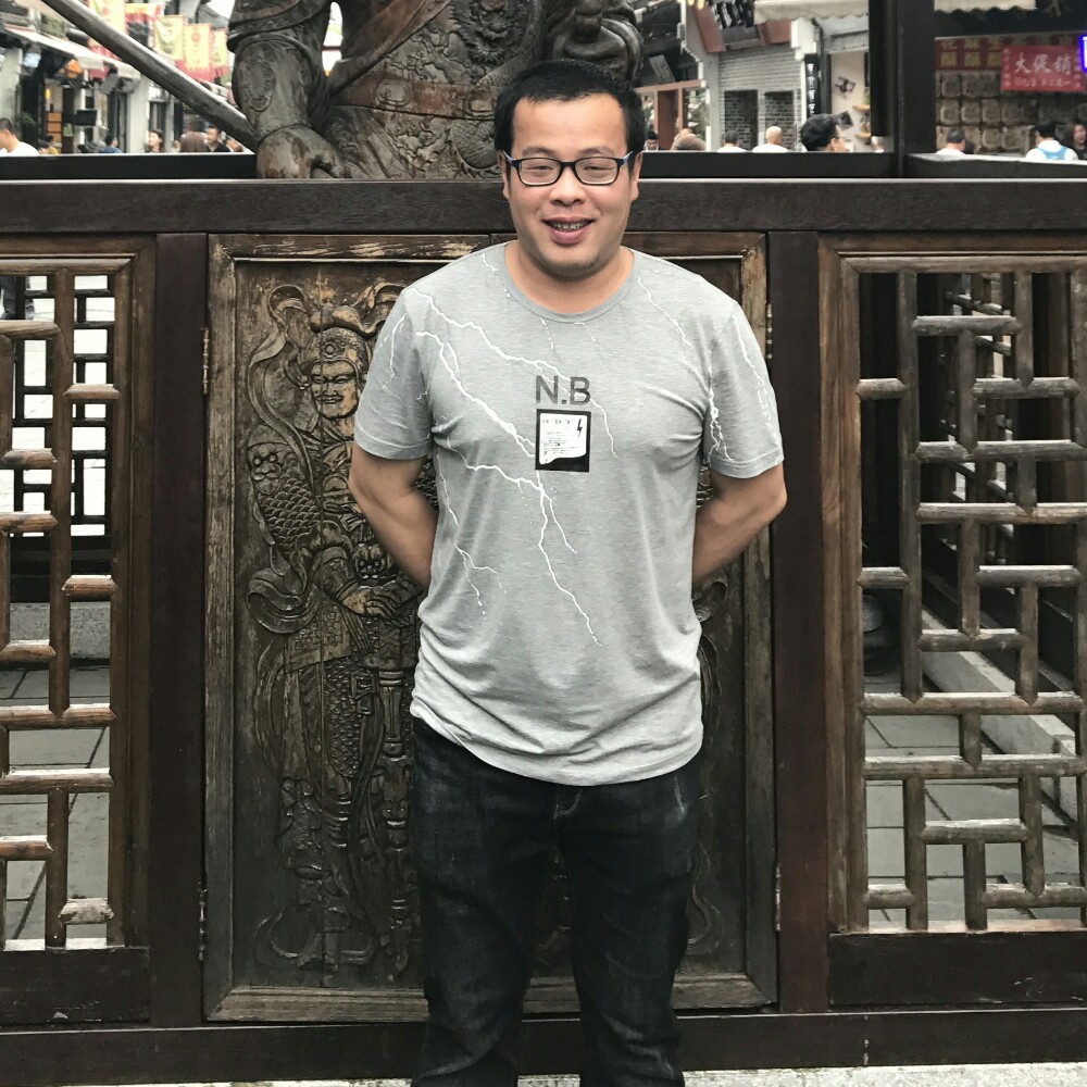 老迟到龙猫的照片