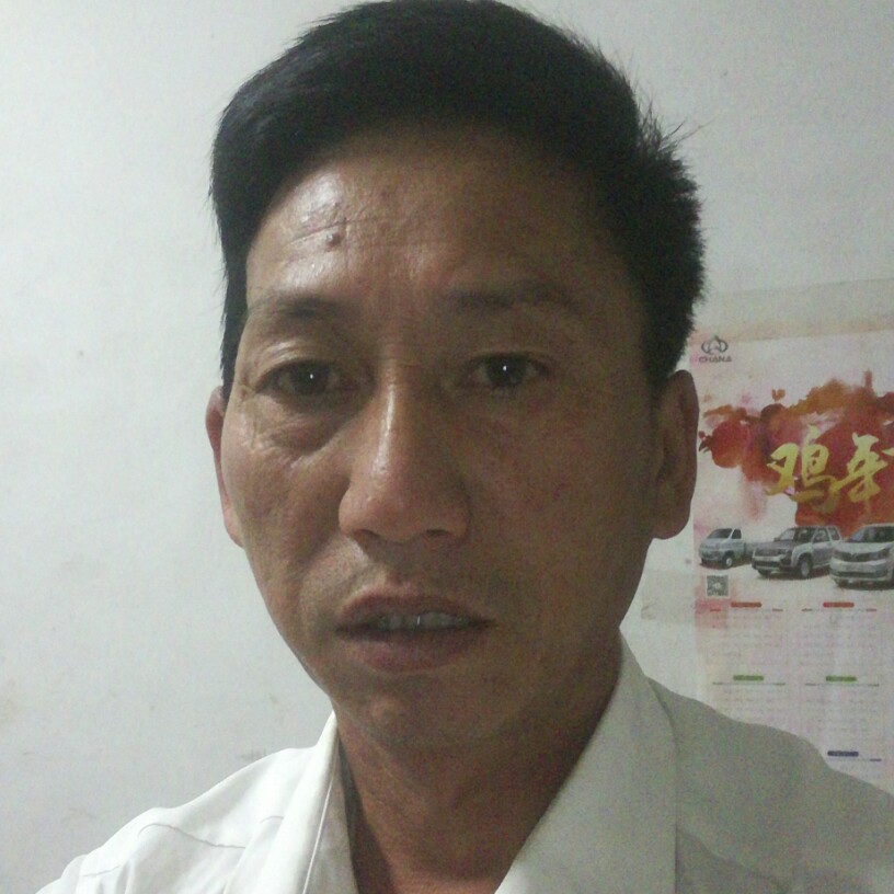 何敬华的照片