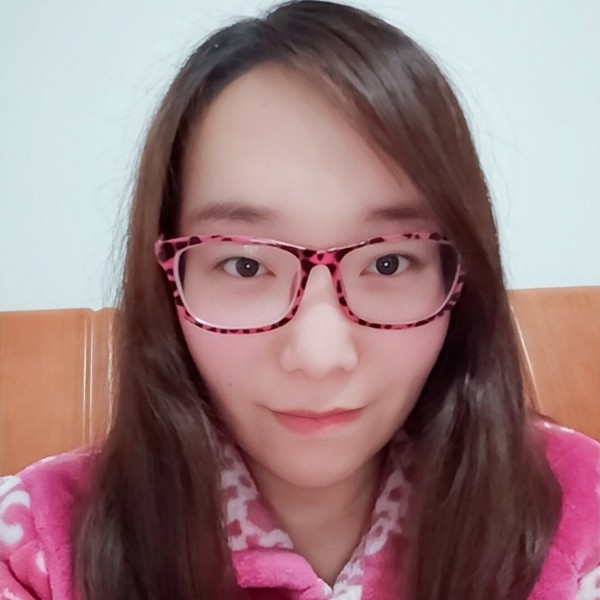 哈密瓜凝眸痴情的照片