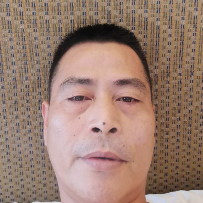大叔卜卜的照片