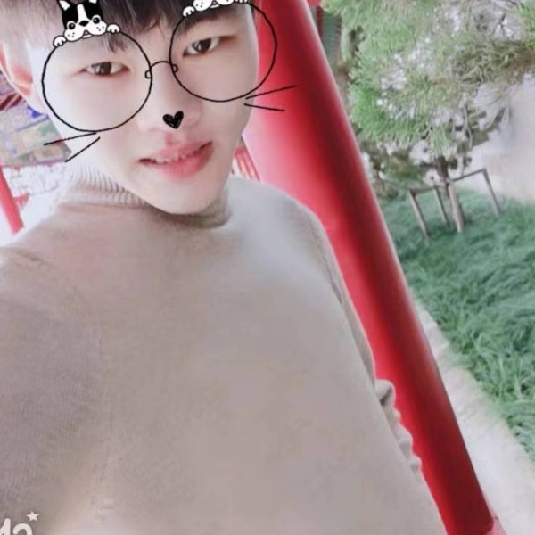 花生挽手善良的照片