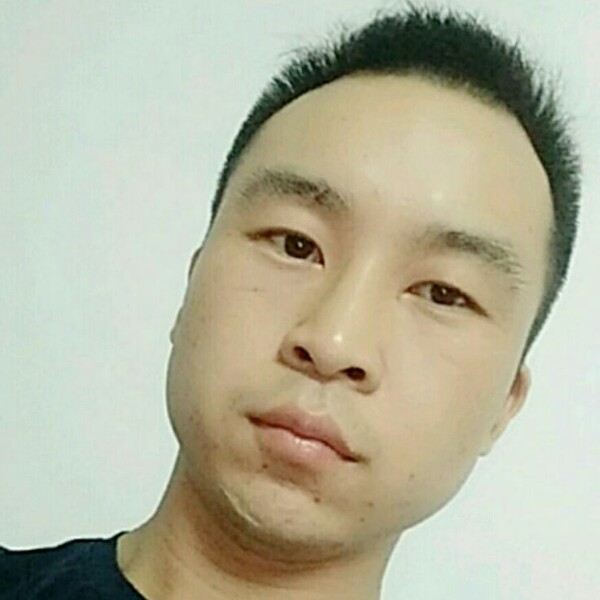 干净鞋子的照片