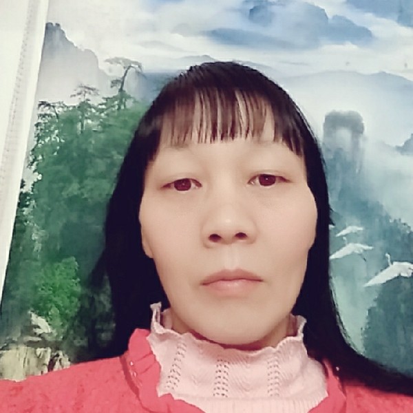 不相亲的风衣的照片