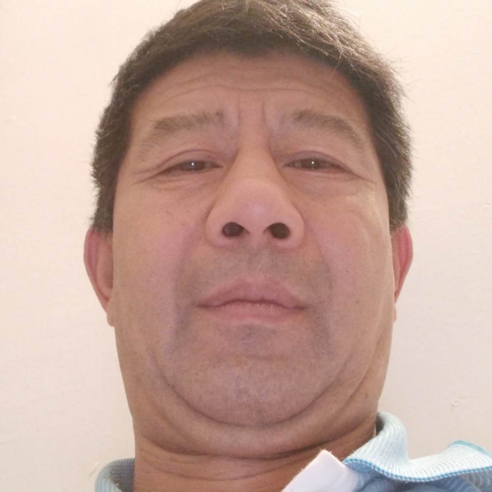 犀牛吃醋靓丽的照片