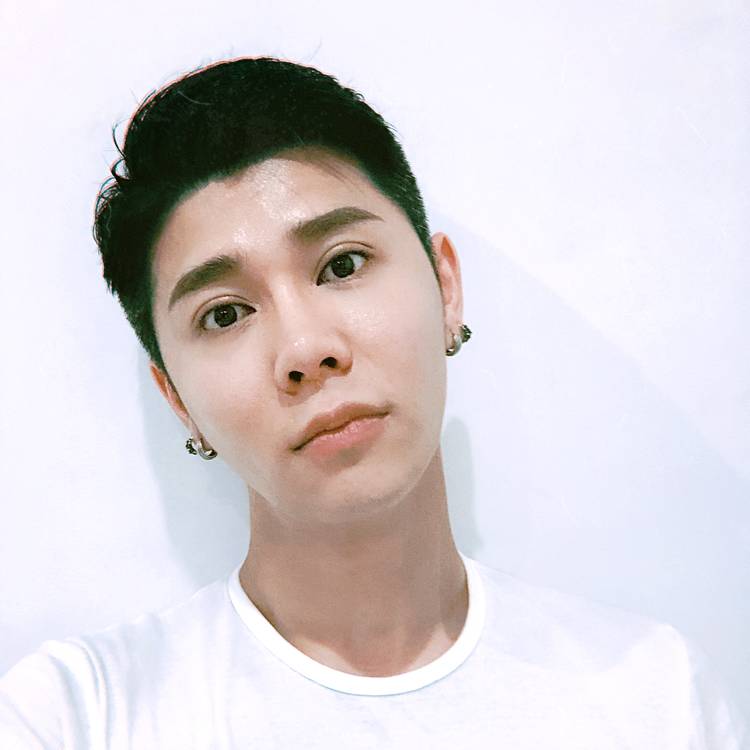 阿毅.的照片