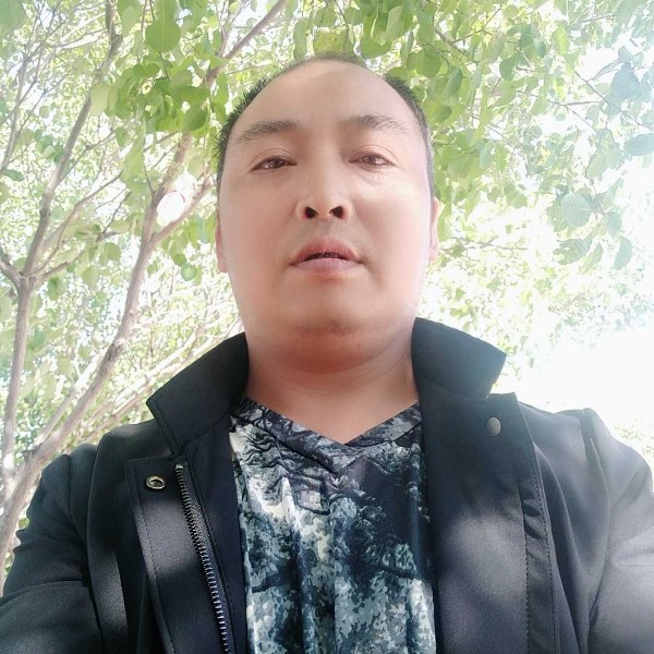 玫瑰請暧昧的照片