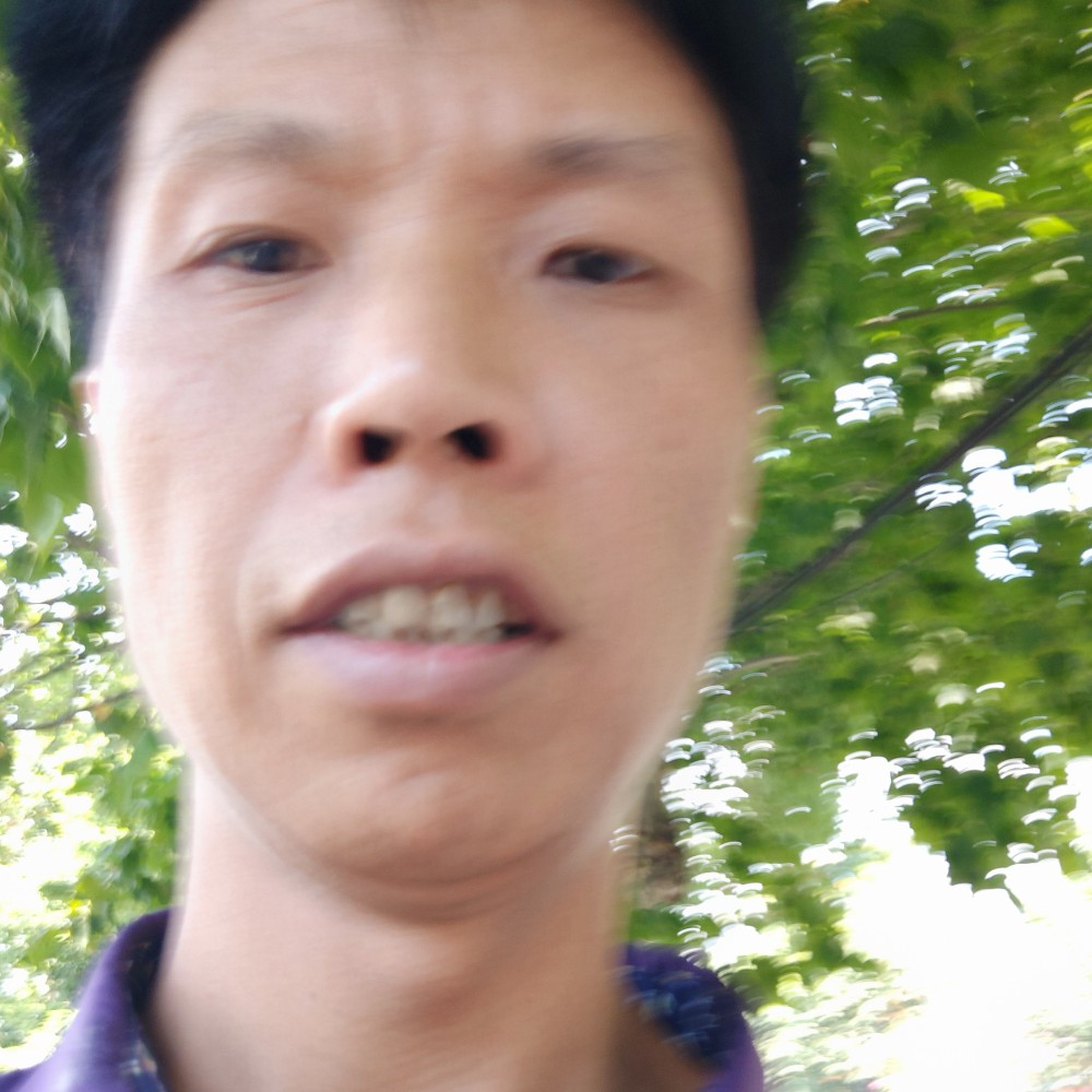 自信笑矜柔的照片