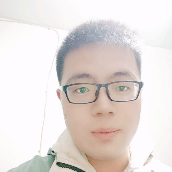 英俊停止大侠的照片