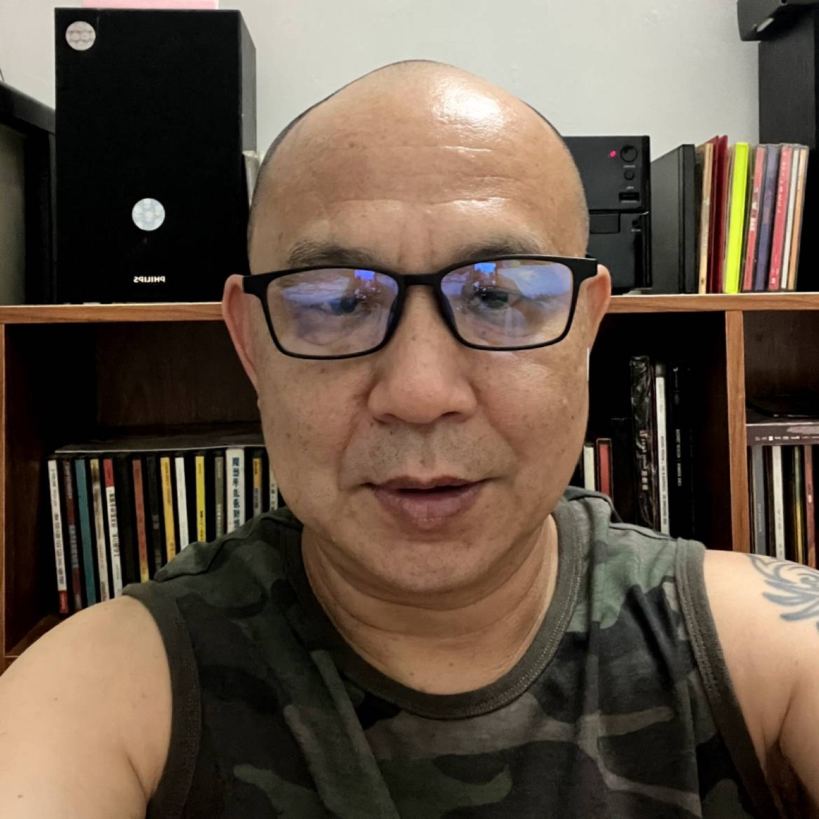 杨咩哥哥的照片