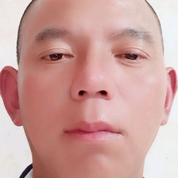 尊敬爱哑铃的照片